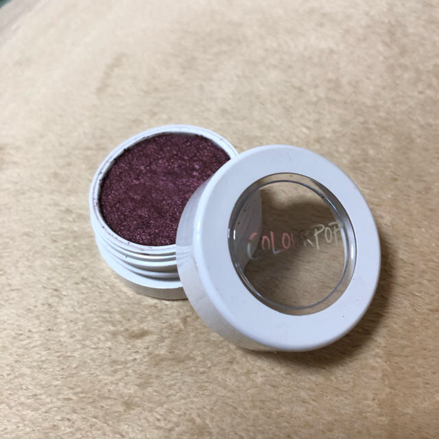 colourpop(カラーポップ)のcolour pop アイシャドウ　カラーポップ　1712 STATIC コスメ/美容のベースメイク/化粧品(アイシャドウ)の商品写真