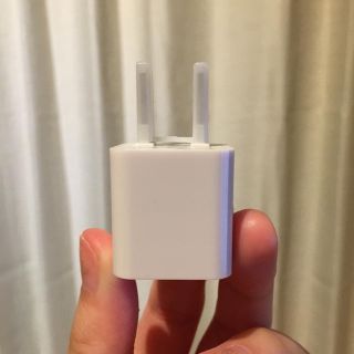 アイフォーン(iPhone)のiPhone 電源アダプター　純正(バッテリー/充電器)