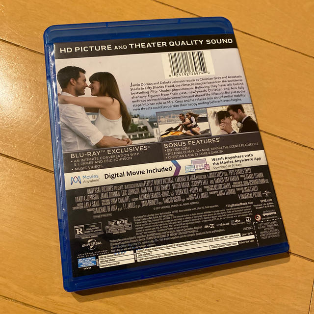 UNIVERSAL ENTERTAINMENT(ユニバーサルエンターテインメント)のフィフティ・シェイズ・フリード UNRATED EDITION Blu-ray エンタメ/ホビーのDVD/ブルーレイ(外国映画)の商品写真