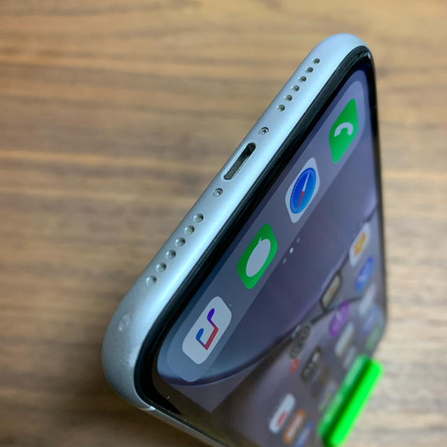 SIMフリー iPhoneXR 64GB ホワイト 018 スマホ/家電/カメラのスマートフォン/携帯電話(スマートフォン本体)の商品写真