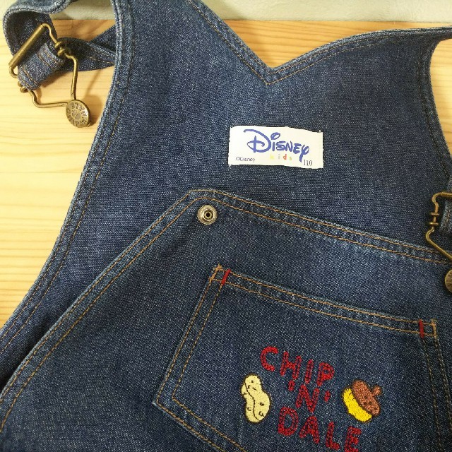 Disney(ディズニー)のDisney チップとデール オーバーオール 110サイズ キッズ/ベビー/マタニティのキッズ服女の子用(90cm~)(パンツ/スパッツ)の商品写真