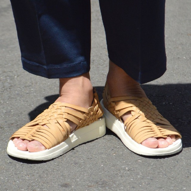 NEPENTHES(ネペンテス)のMALIBU SANDALS CANYON　Size 8 メンズの靴/シューズ(サンダル)の商品写真