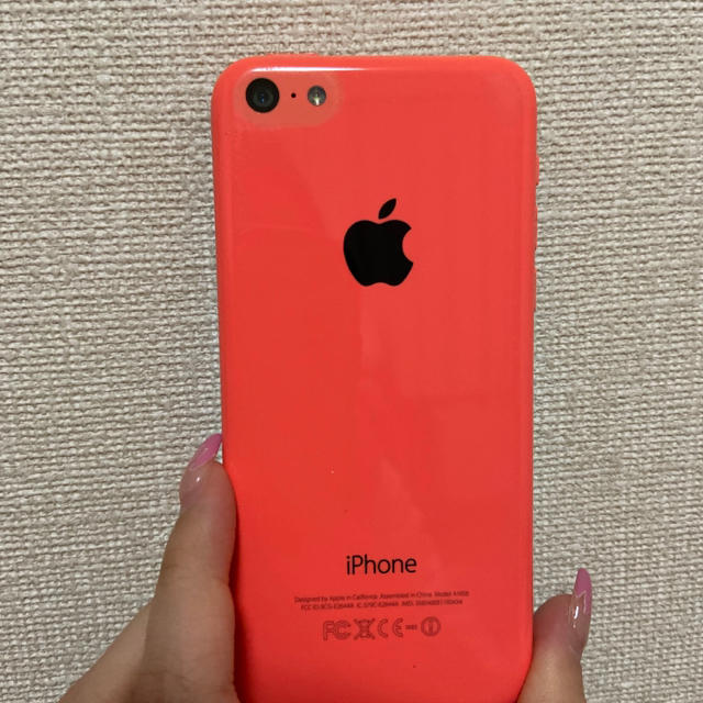 Apple(アップル)の【土日セール中】iPhone5c 16GB 本体 ピンク au スマホ/家電/カメラのスマートフォン/携帯電話(スマートフォン本体)の商品写真