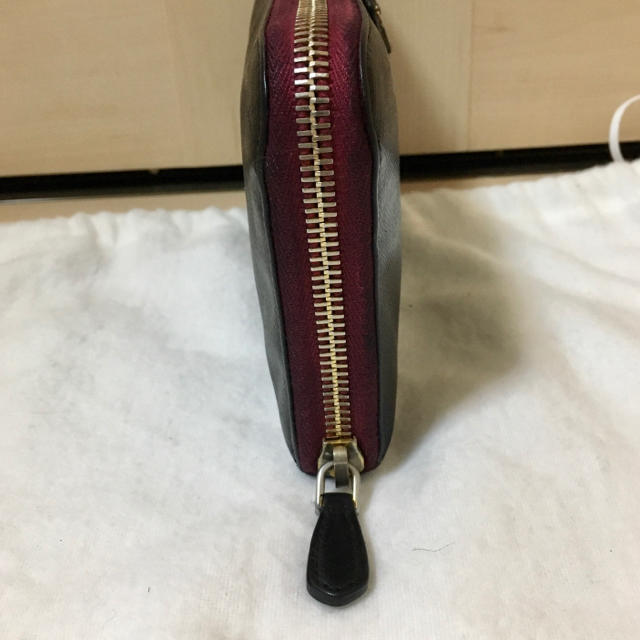 PRADA(プラダ)のプラダ　長財布　フルラウンド　リカラー品 レディースのファッション小物(財布)の商品写真