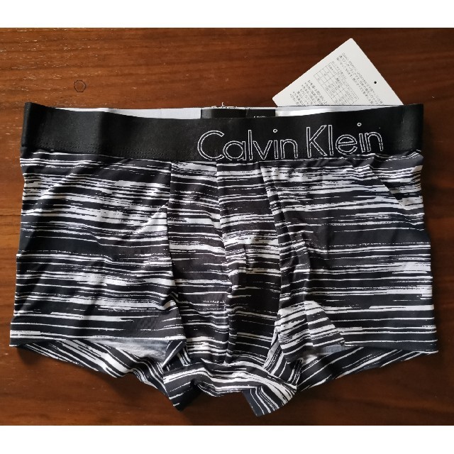 Calvin Klein(カルバンクライン)のカルバンクライン　新品　メンズ　ボクサーパンツ(ゼブラS) メンズのアンダーウェア(ボクサーパンツ)の商品写真