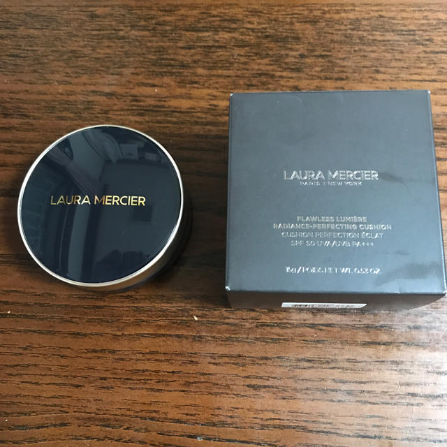 laura mercier(ローラメルシエ)のローラメルシエ　クッションファンデーション2N1 コスメ/美容のベースメイク/化粧品(ファンデーション)の商品写真