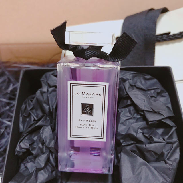 Jo Malone(ジョーマローン)のジョーマローン　バスオイル　レッドローズ　新品未使用 コスメ/美容のボディケア(入浴剤/バスソルト)の商品写真