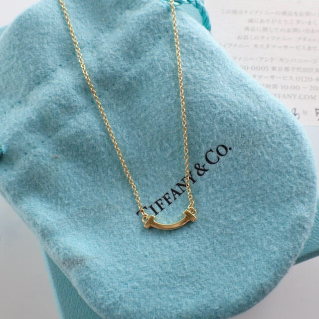 Tiffany & Co. - ティファニー K18 Tスマイル　ミニ　ネックレス YG