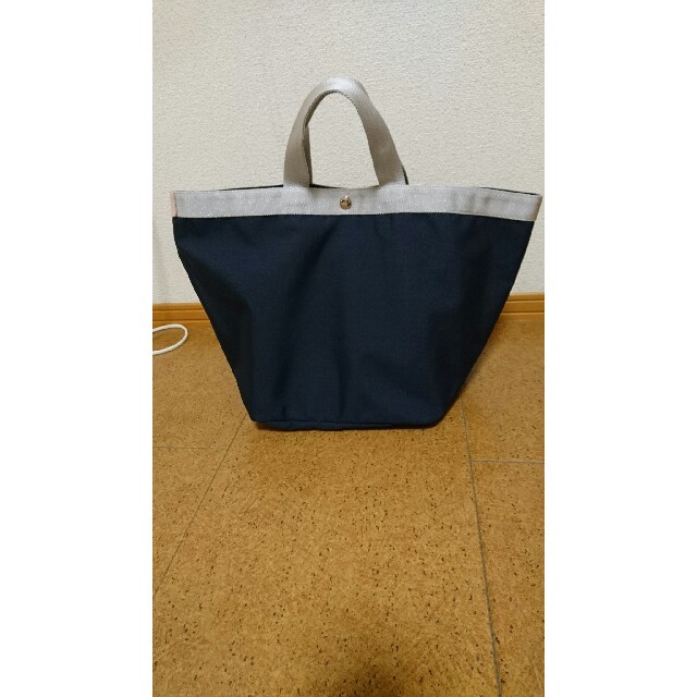エルベシャプリエ ネイビーシルバードラジェタグ iconicfan.com.au