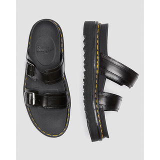 Dr.Martens - Dr.Martens MYLES サンダル iKON ジナン 着用の通販 by 
