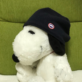 カナダグース(CANADA GOOSE)のカナダグース ネイビーニットキャップ ※ご購入前にコメントお願いします(ニット帽/ビーニー)