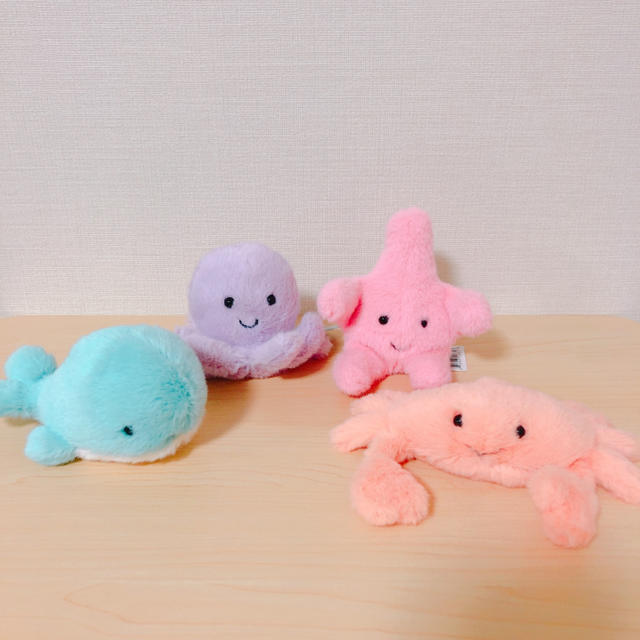 gelato pique(ジェラートピケ)のjellycat  大人気完売品　ふわふわのかに　新品 エンタメ/ホビーのおもちゃ/ぬいぐるみ(ぬいぐるみ)の商品写真