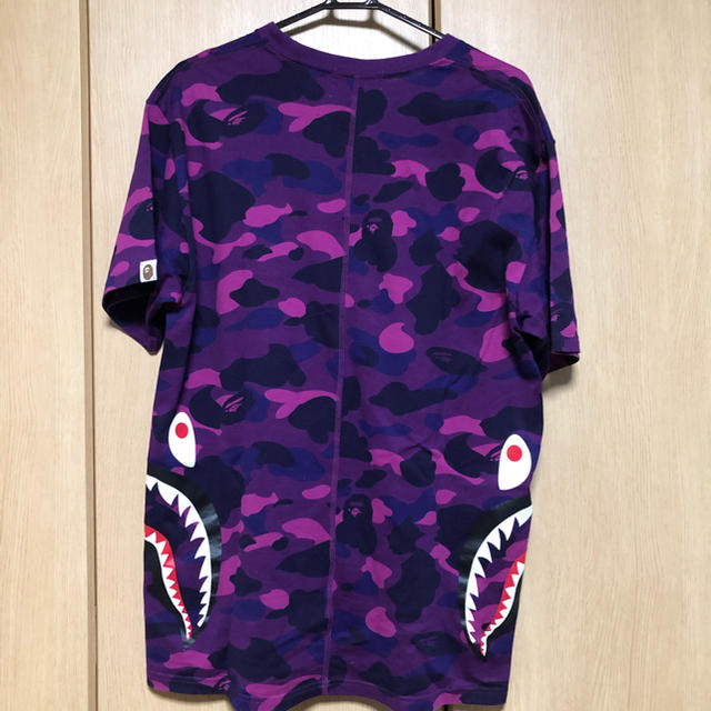 A BATHING APE(アベイシングエイプ)のBAPE T ベイプ　シャーク メンズのトップス(Tシャツ/カットソー(半袖/袖なし))の商品写真