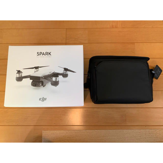 ドローン　DJI Spark フライモアコンボ 美品