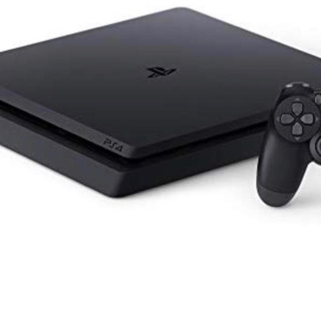 PlayStation4(プレイステーション4)のPlayStation4 本体 バイオハザード2付き エンタメ/ホビーのゲームソフト/ゲーム機本体(家庭用ゲーム機本体)の商品写真