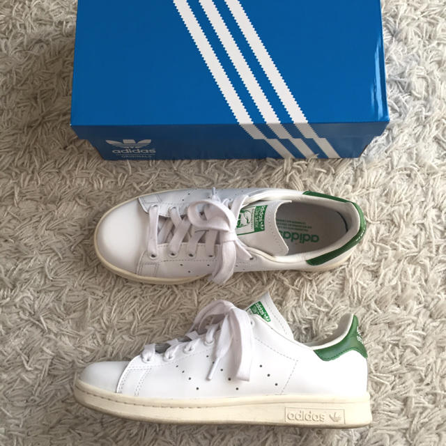 adidas stansmithカラーホワイト×グリーン