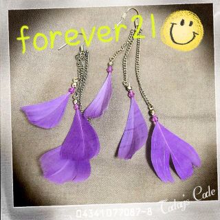 フォーエバートゥエンティーワン(FOREVER 21)のforever21☆フェザーピアス(ピアス)