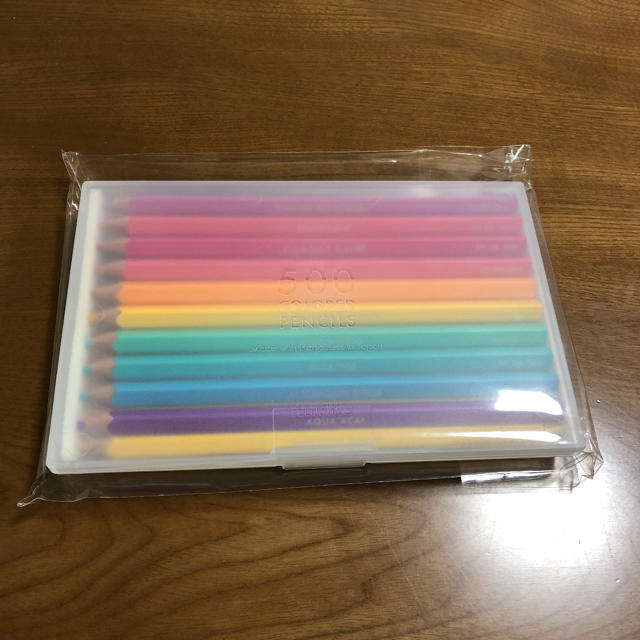 FELISSIMO(フェリシモ)のFELISSIMO 500COLORED PENCILS エンタメ/ホビーのアート用品(色鉛筆)の商品写真