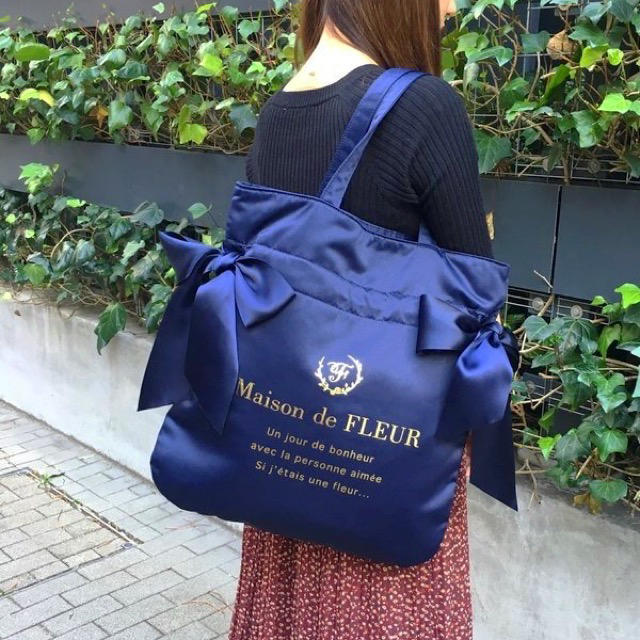 新品❤️大人気商品❤️【メゾンドフルール】ダブルリボントートバッグ(ネイビー) | フリマアプリ ラクマ