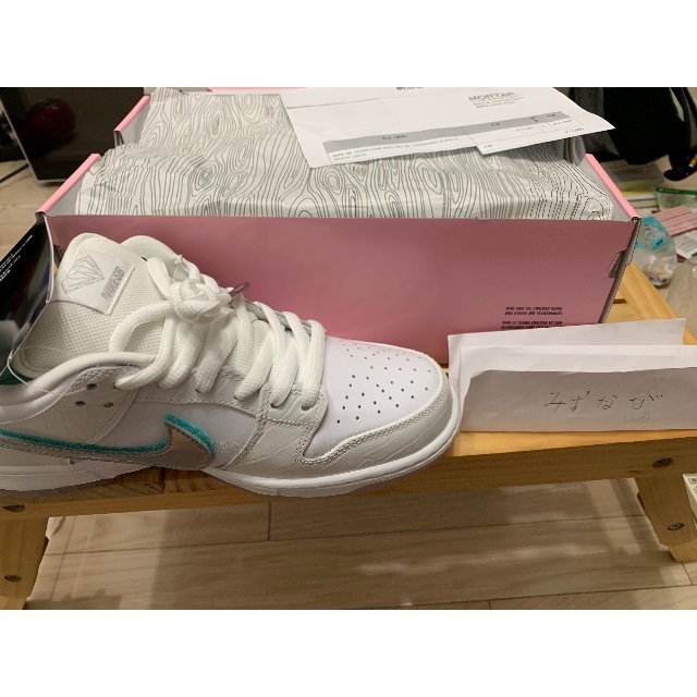 NIKE(ナイキ)のNike sb dunk low pro qs diamond white メンズの靴/シューズ(スニーカー)の商品写真