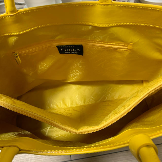 Furla(フルラ)の美品！フルラ 2ウェイ斜め掛けショルダーバッグ レディースのバッグ(ショルダーバッグ)の商品写真