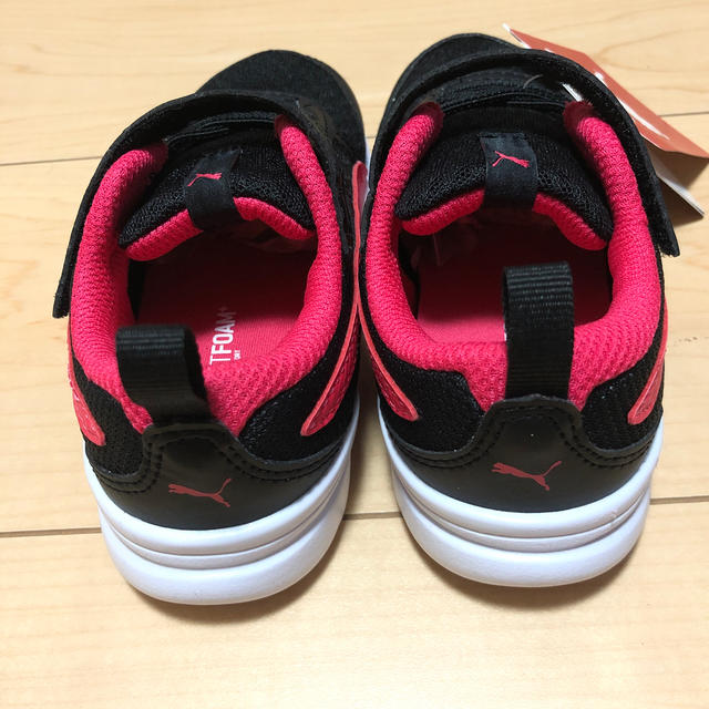 PUMA(プーマ)のPUMA KIDS スニーカー  キッズ/ベビー/マタニティのキッズ靴/シューズ(15cm~)(スニーカー)の商品写真