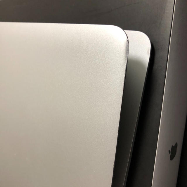 Apple(アップル)のMacBookAir13inch Corei5 4g128GBSSD Apple スマホ/家電/カメラのPC/タブレット(ノートPC)の商品写真