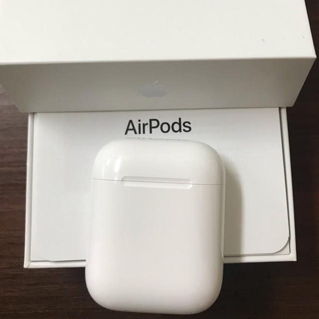 AirPods 第2世代　第二世代　充電ケース　純正品　エアーポッズ　エアポッズ