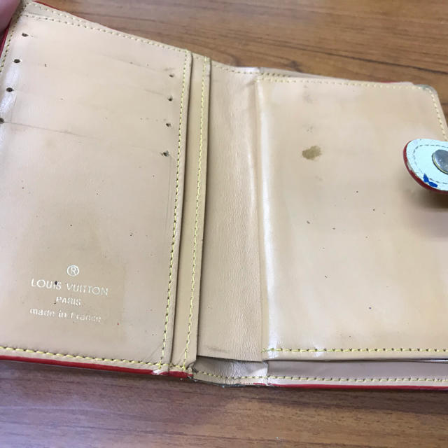 LOUIS VUITTON(ルイヴィトン)のルイヴィトン　二つ折り財布 レディースのファッション小物(財布)の商品写真