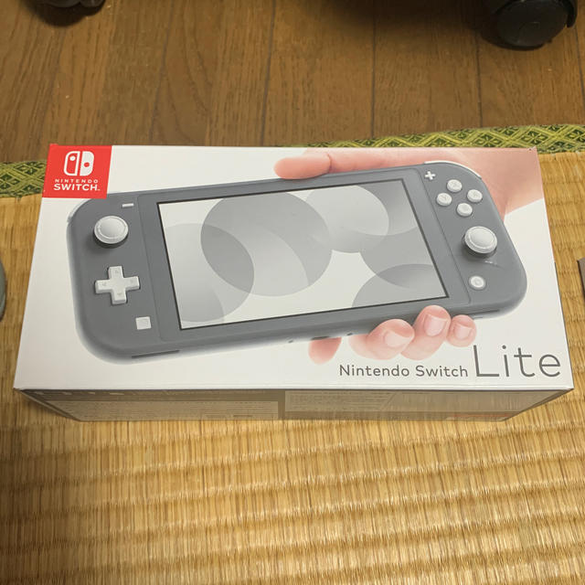 ニンテンドースイッチライト　グレー