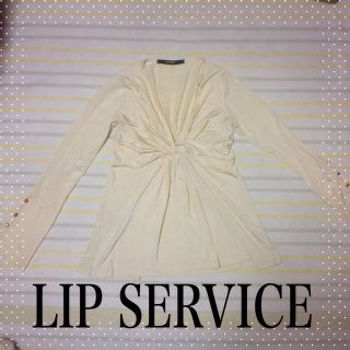 リップサービス(LIP SERVICE)のLIP SERVICEギャザートップス白(カットソー(長袖/七分))