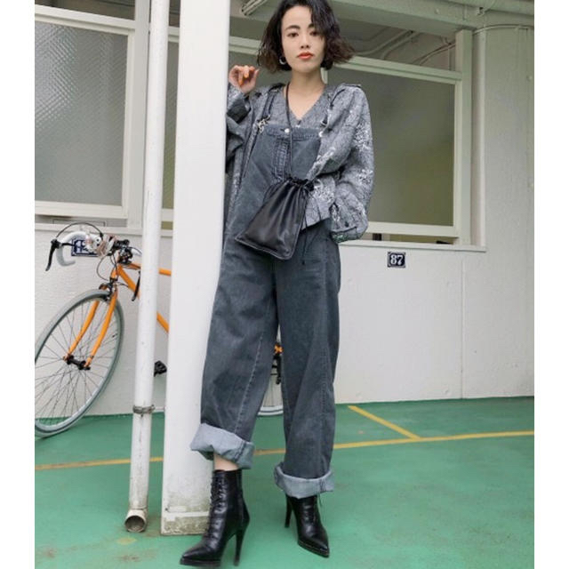 Ameri VINTAGE(アメリヴィンテージ)のADORKABLE OVERALL DENIM レディースのパンツ(サロペット/オーバーオール)の商品写真