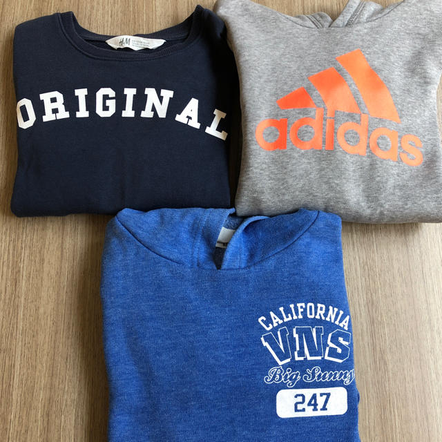 adidas(アディダス)の男の子パーカー、トレーナー130 キッズ/ベビー/マタニティのキッズ服男の子用(90cm~)(Tシャツ/カットソー)の商品写真