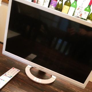 アクオス(AQUOS)の2016年製　AQUOS 24インチ　ホワイト系(テレビ)