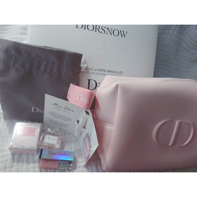 Christian Dior(クリスチャンディオール)の新品 ディオール ノベルティ ポーチ 香水 マキシマイザー ローズ  コスメ/美容のベースメイク/化粧品(リップグロス)の商品写真