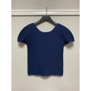 イッセイミヤケ(ISSEY MIYAKE)のISSEY MIYAKE me カットソー 半袖 ネイビー イッセイミヤケ(カットソー(半袖/袖なし))