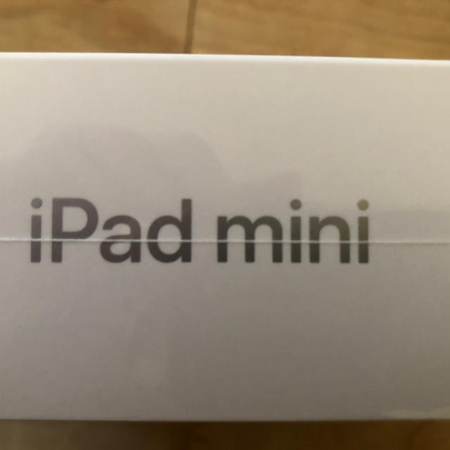 iPad mini ゴールド 7.9㌅ 第5 Wi-Fi 64 2019 1