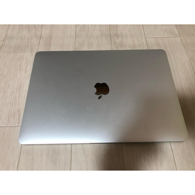 Mac (Apple)(マック)のMacbook Pro 2017 13 i5 16gb 256gb 充電26回 スマホ/家電/カメラのPC/タブレット(ノートPC)の商品写真