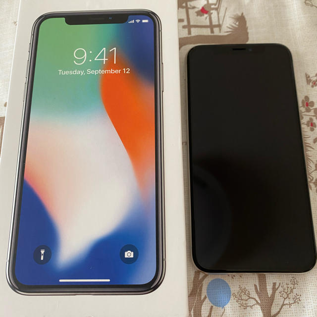 iPhone X 64GB シルバー ロック解除済みスマートフォン/携帯電話