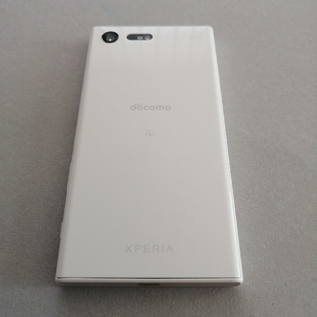 Xperia X Compact SO-02J docomo 美品スマートフォン/携帯電話