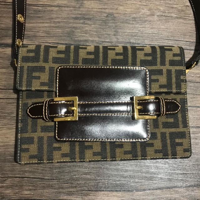 レディースFENDI バッグ