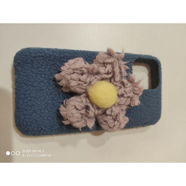 モコモコ花　iPhoneケース スマホ/家電/カメラのスマホアクセサリー(iPhoneケース)の商品写真