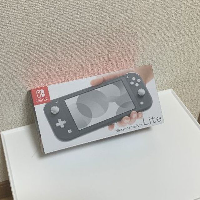 新品 Nintendo Switch Lite グレー 未開封 スイッチ ライト