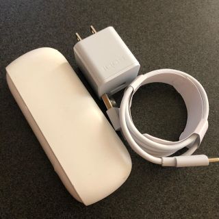 アイコス(IQOS)のiQOS3チャージャー 充電器付き※フォルダーは付きません(タバコグッズ)