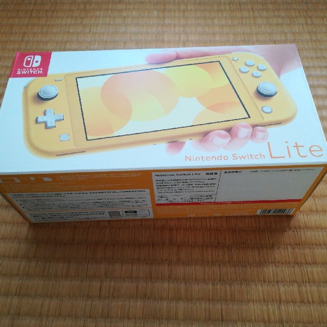 Nintendo Switch Lite イエロー