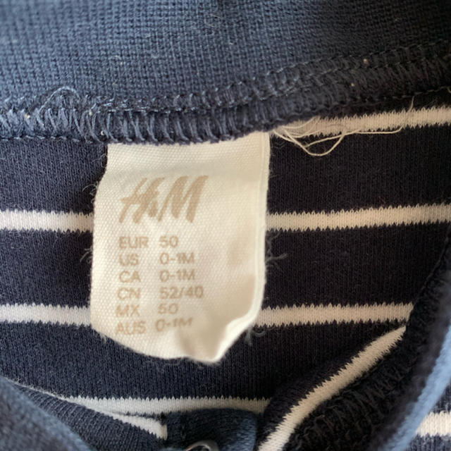 H&M(エイチアンドエム)の美品　H&M ベビー服 キッズ/ベビー/マタニティのベビー服(~85cm)(ロンパース)の商品写真