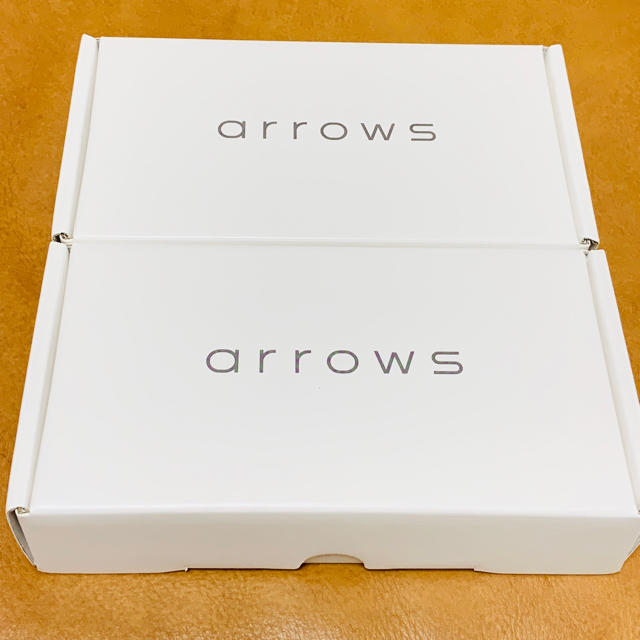 ARROW - 富士通 arrows M05（ホワイト）- SIMフリースマートフォンの通販 by ヒラノ's shop｜アローならラクマ
