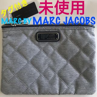 マークジェイコブス(MARC JACOBS)の【未使用】マークバイマークジェイコブス  化粧ポーチ  フラットダブルジップ(ポーチ)