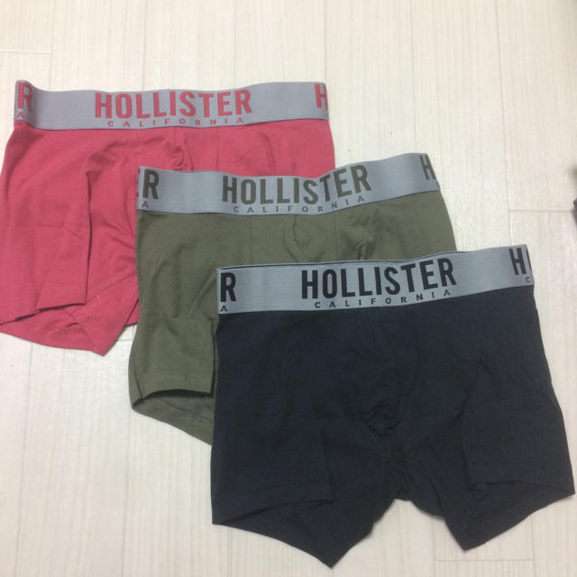 Hollister(ホリスター)の新品★ ホリスター HOLLISTER ボクサーパンツ 3枚セット XSサイズ  メンズのアンダーウェア(ボクサーパンツ)の商品写真