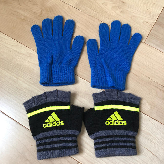 adidas(アディダス)の腹ペコくん様専用　adidas手袋 キッズ/ベビー/マタニティのこども用ファッション小物(手袋)の商品写真